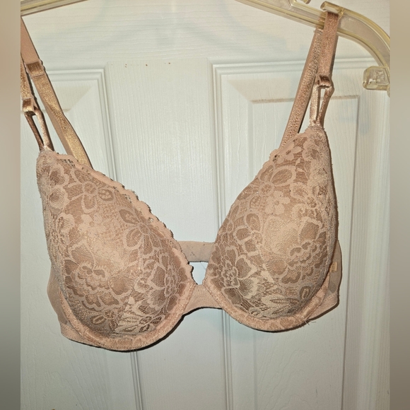 Victoria Secret Lace Padded Bra in Tan - Picture 1 of 4